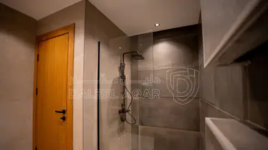 شقة في شارع اوس ابن المغيرة دير غبار - 200,000 دأ - صورة NaN